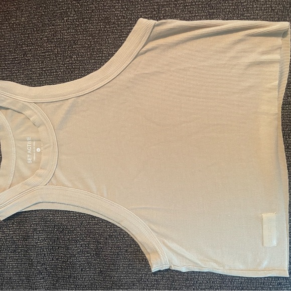SET ACTIVE Racer Tank - Picture 2 of 2